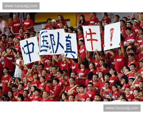 在世界杯啦啦队带动下全球赛场激情与文化魅力全面绽放风采无限光芒